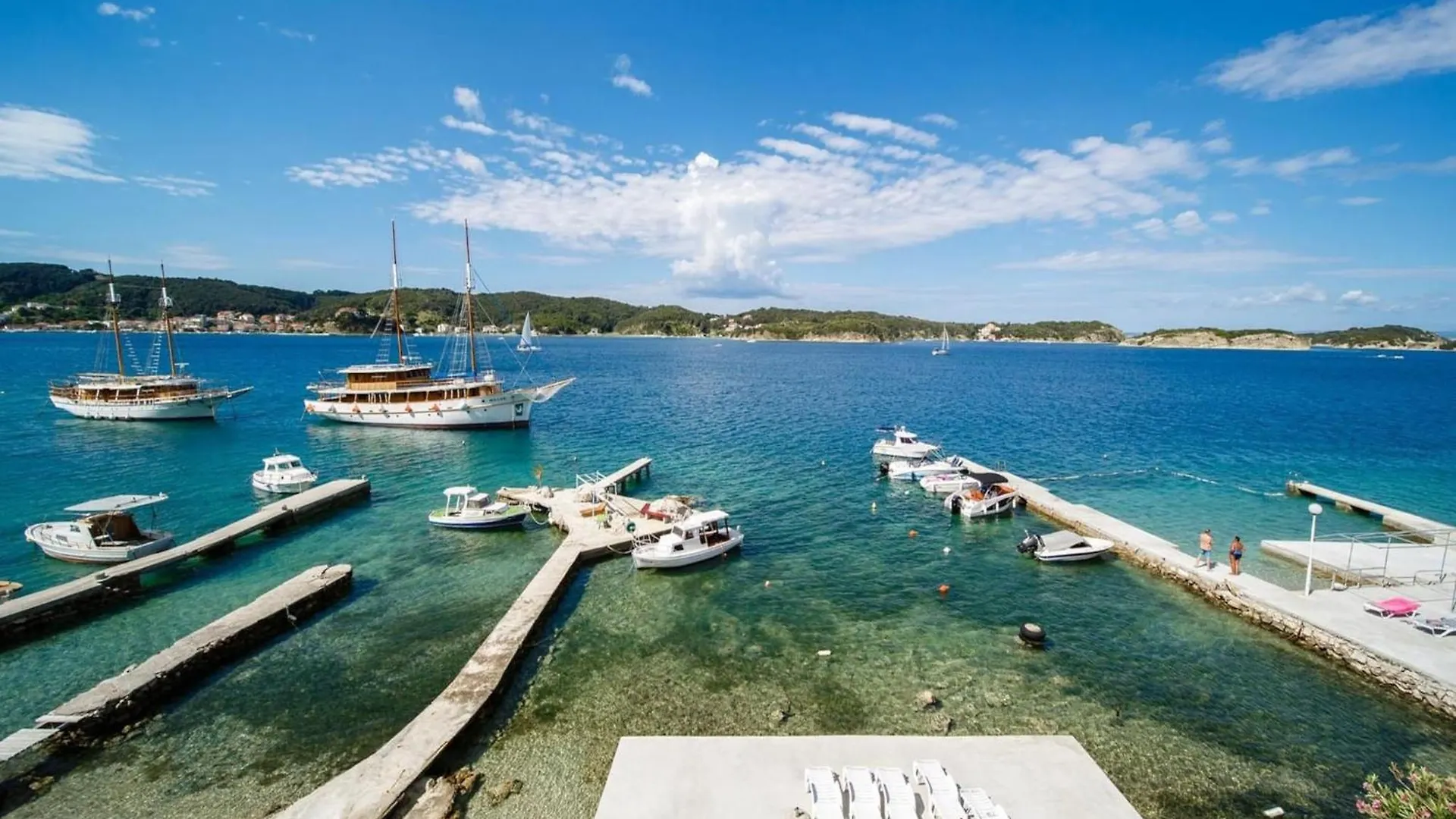 Villa Gulli - Apartment Blue With Sea View Supetarska Draga Botel